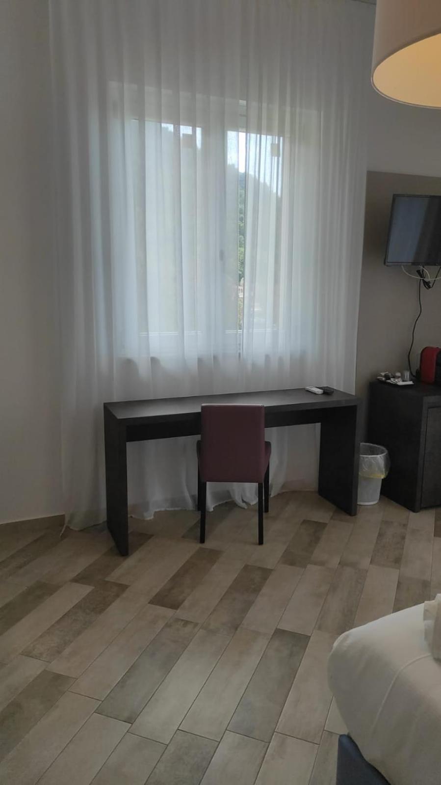 סאפרי La Perla Del Tirreno Guest House מראה חיצוני תמונה