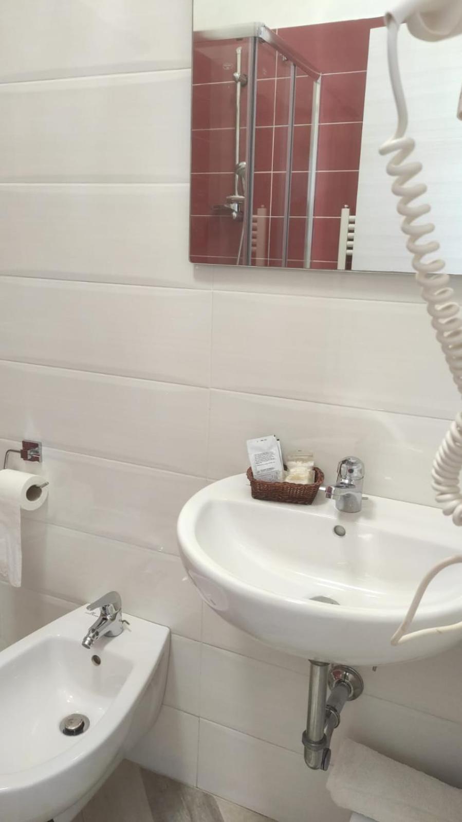 סאפרי La Perla Del Tirreno Guest House מראה חיצוני תמונה
